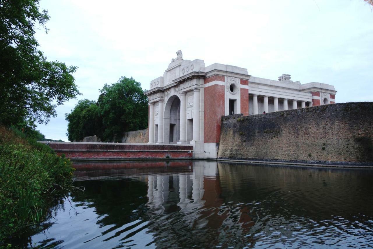 Temps De Pose Lägenhet Ieper Exteriör bild